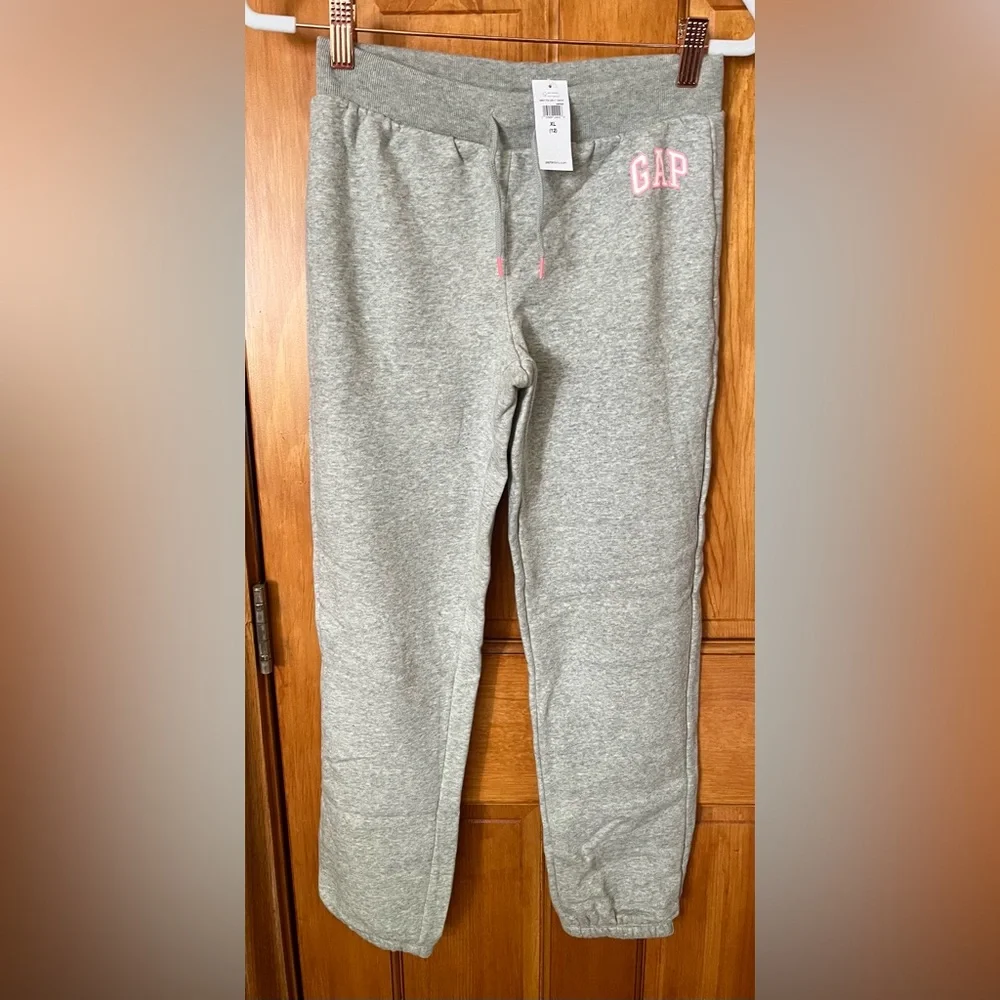 Lot of 5 NWT Gap Jogger Sweatpants size 12 Girls Black Navy Grey - Picture 7 of 15